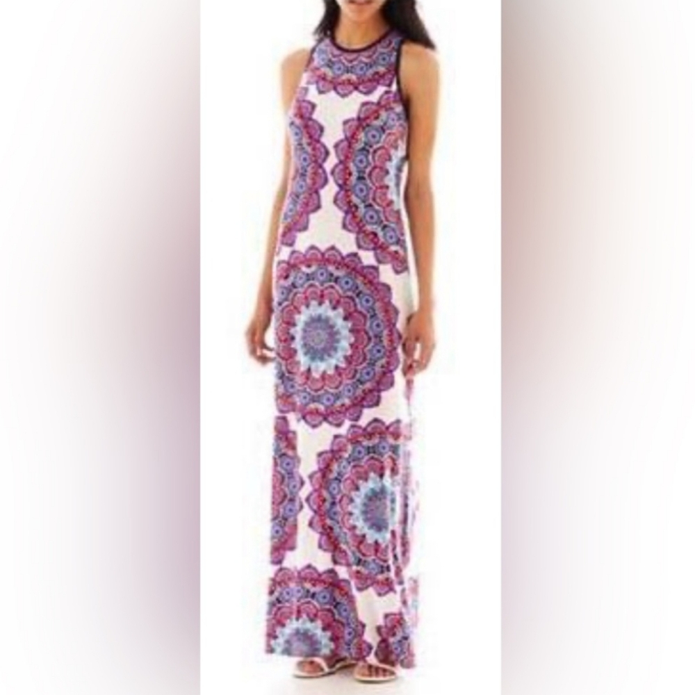 Bisou Bisou Maxi Medallion Print Maxi Dress 4